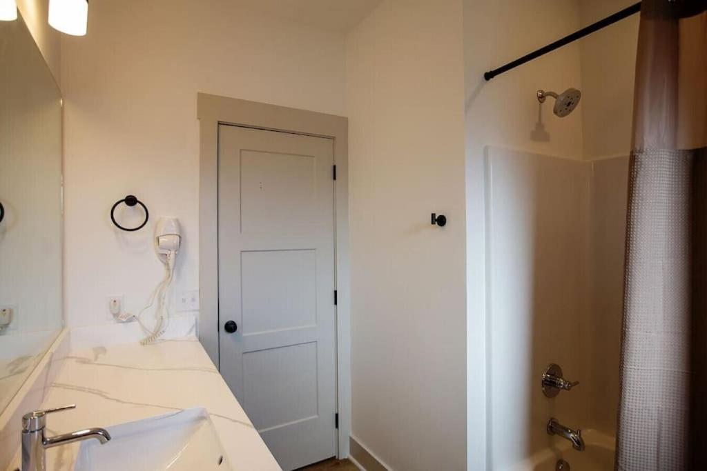 Coral Reef - Brand New Build, Pet Friendly, Private Pool! Sleeps 9! Villa Panama City Beach Eksteriør bilde