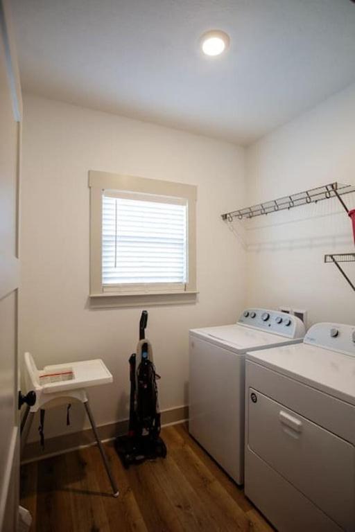 Coral Reef - Brand New Build, Pet Friendly, Private Pool! Sleeps 9! Villa Panama City Beach Eksteriør bilde